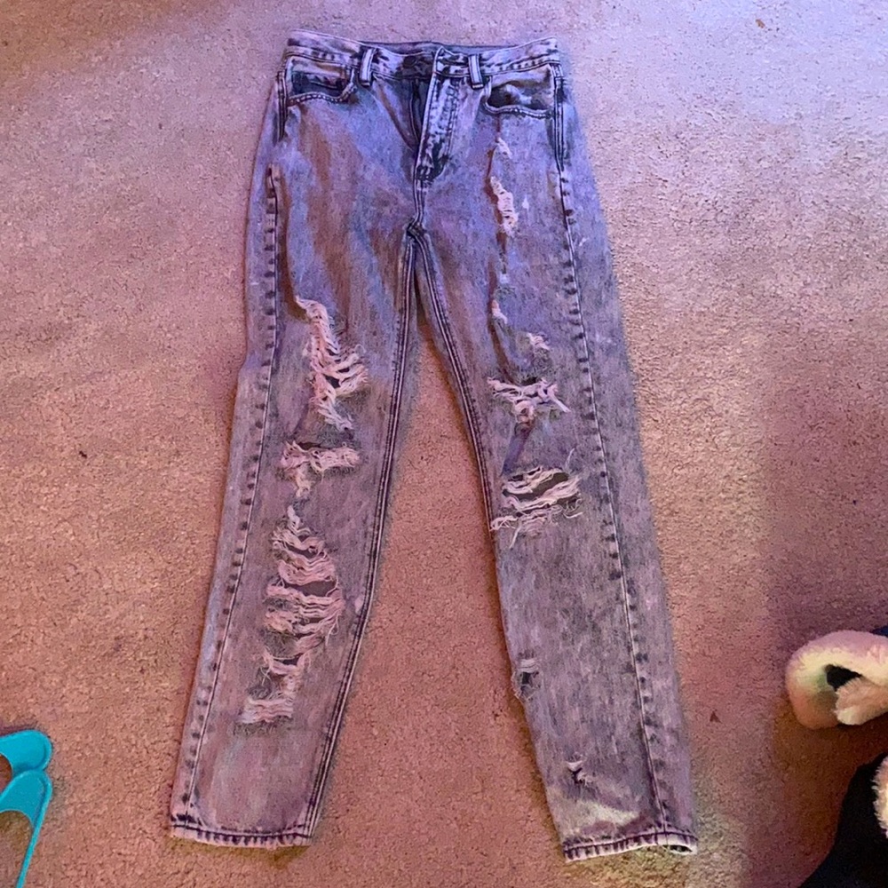 american eagle mom jeans